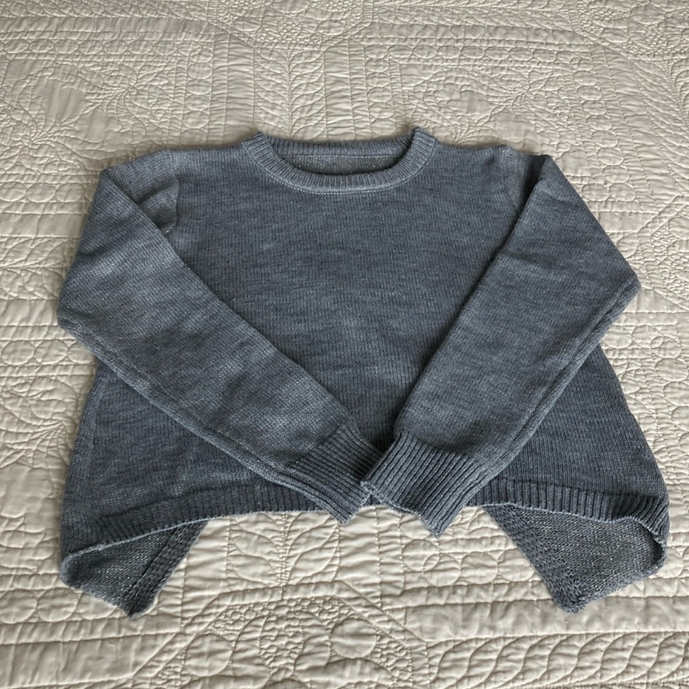 Sweater Butterfly Back Size Small